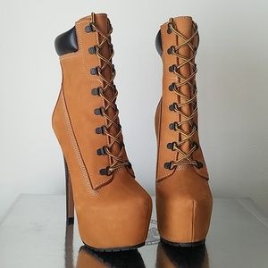 *NEW/NEVER WORN* Zigi Girl Z-Jo Boots
